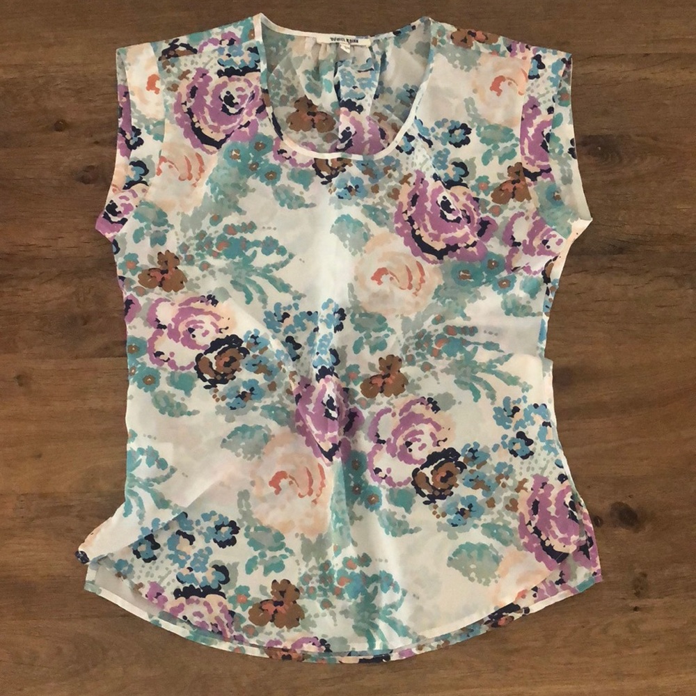Free with purchase! Floral blouse